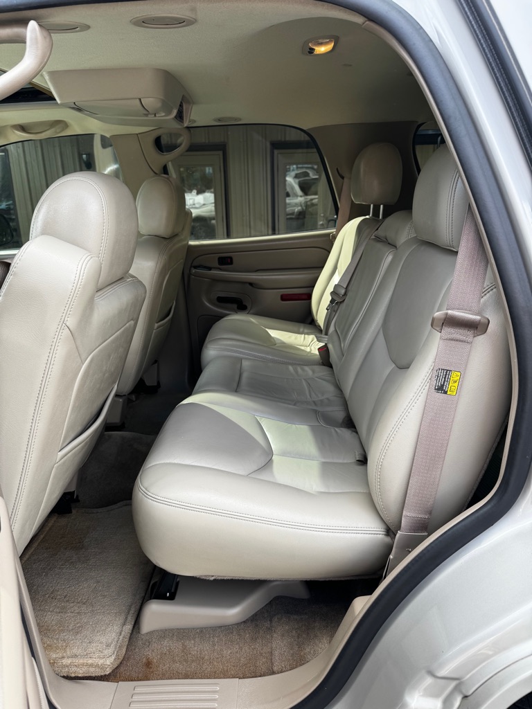 Photo 10 of this CHEVROLET TAHOE Z71