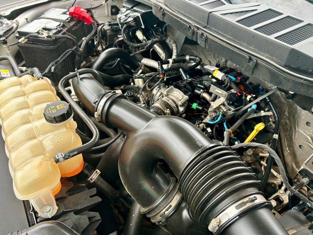 Photo 11 of this FORD F150 SUPER CREW