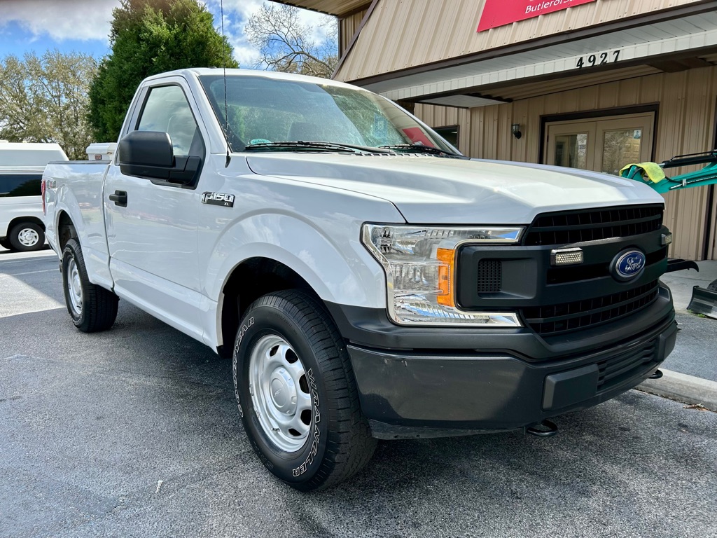 Photo 2 of this FORD F150 REGULAR