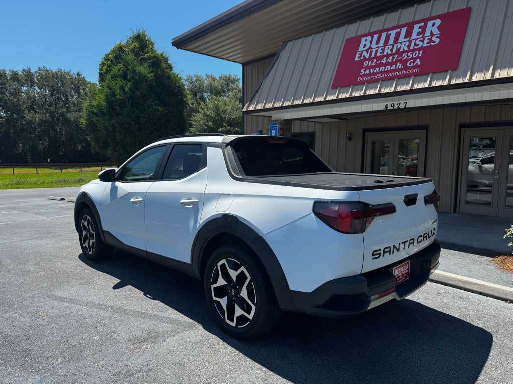 Photo 3 of this HYUNDAI SANTA CRUZ