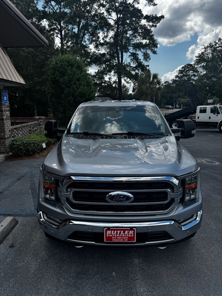 Photo 8 of this FORD F150 SUPER CREW