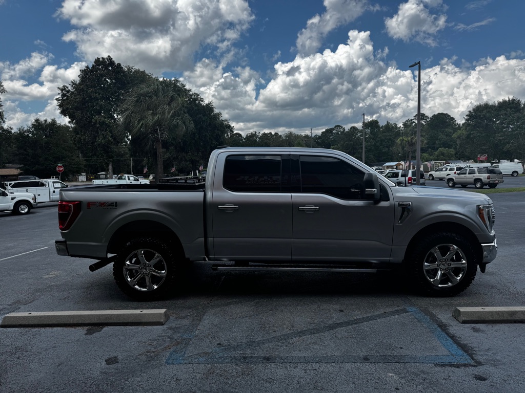 Photo 6 of this FORD F150 SUPER CREW