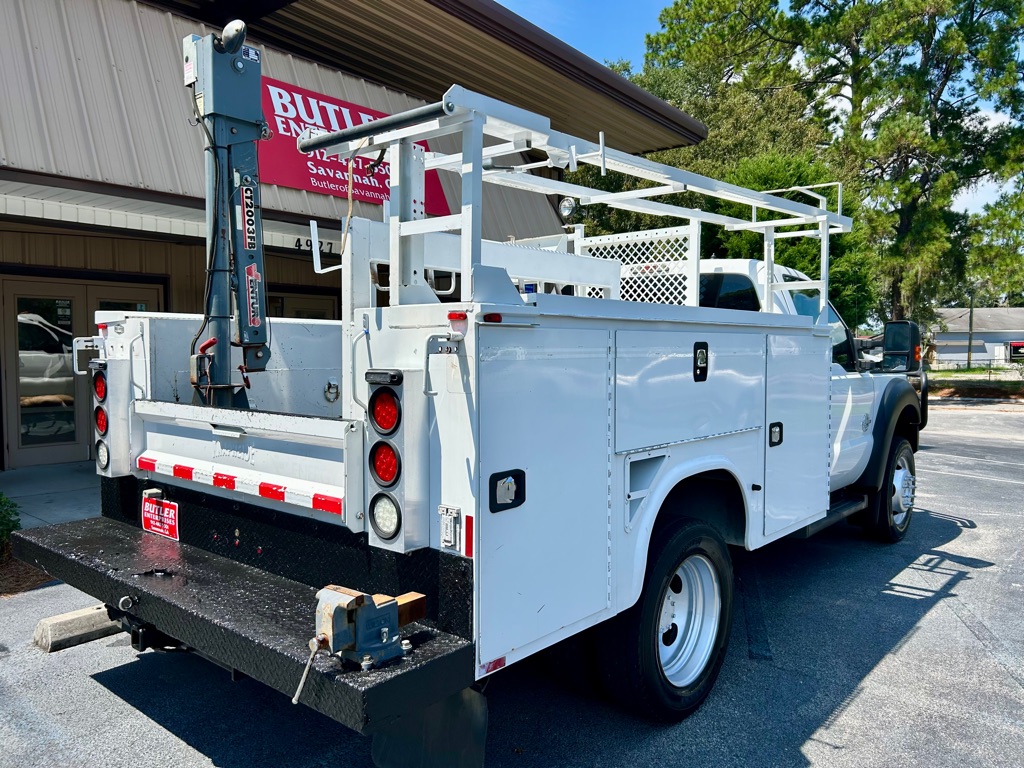 Photo 7 of this FORD F450 SERVICE