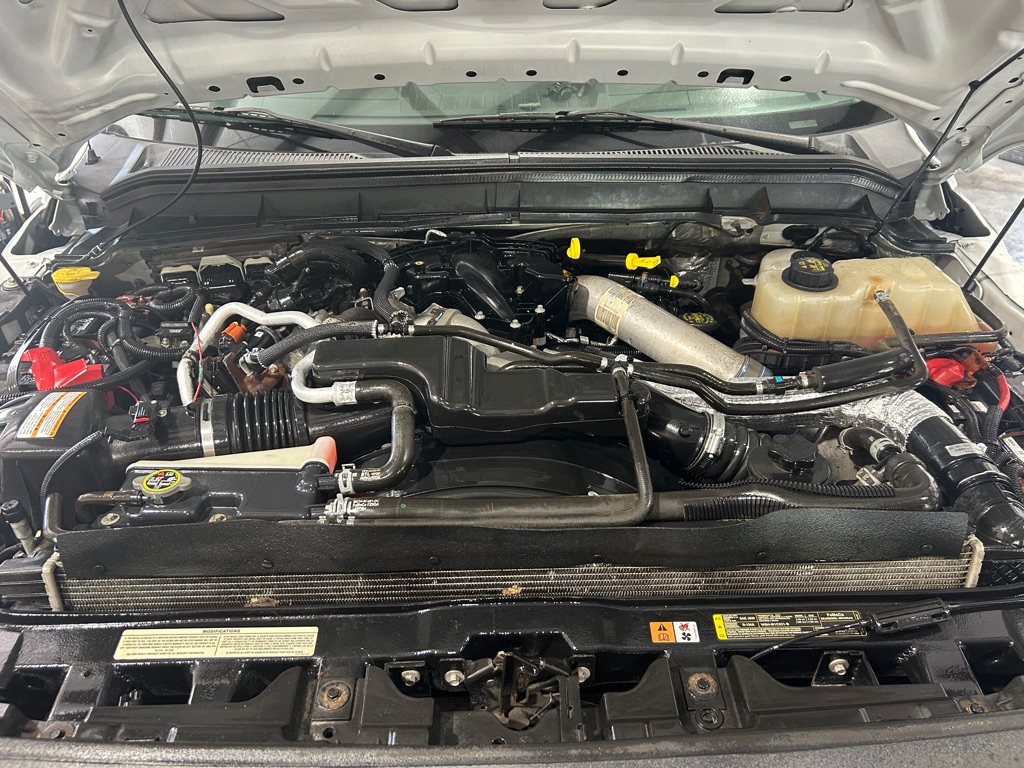 Photo 19 of this FORD F450 SERVICE