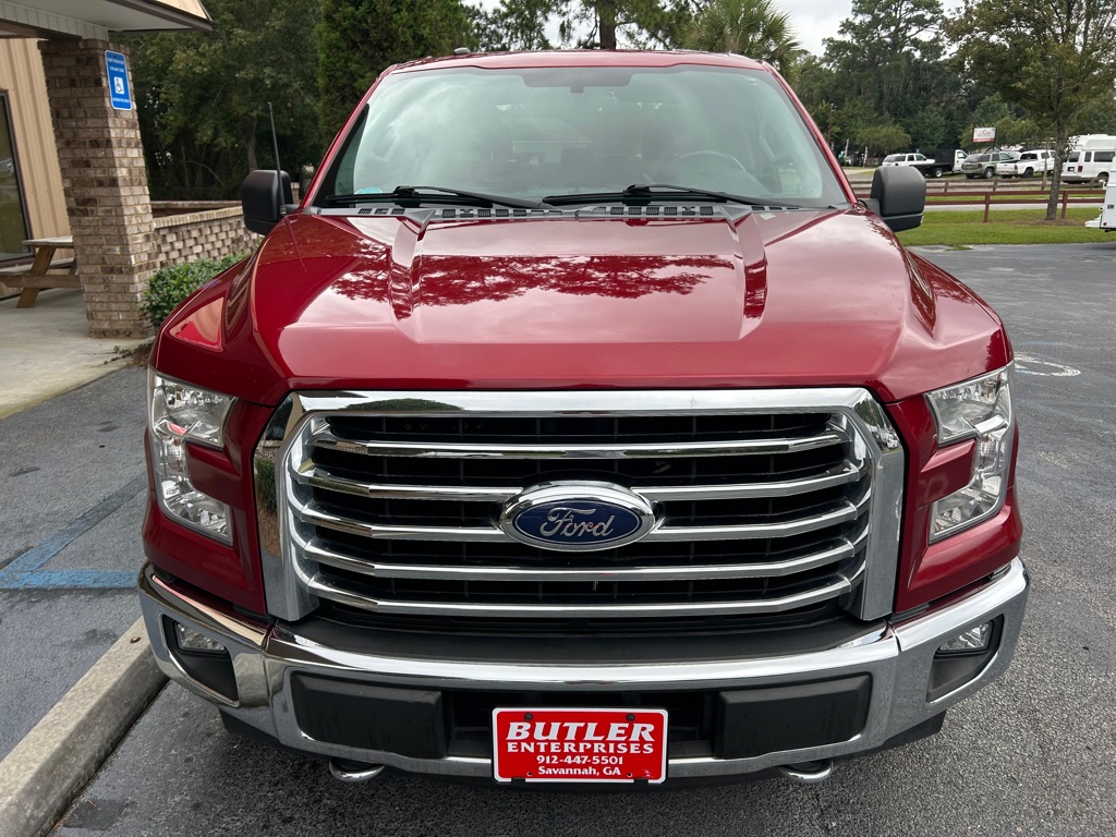 Photo 10 of this FORD F550 SUPER CREW