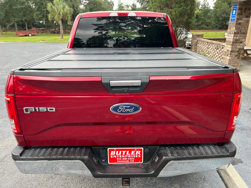 Photo 8 of this FORD F550 SUPER CREW