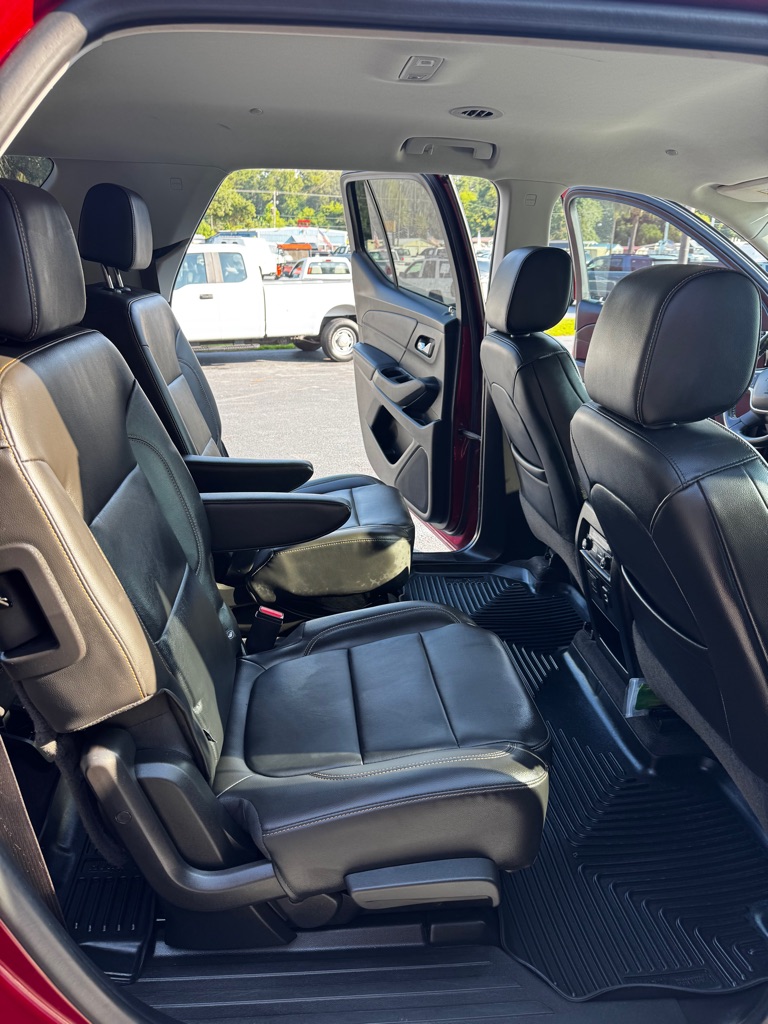 Photo 13 of this CHEVROLET TRAVERSE