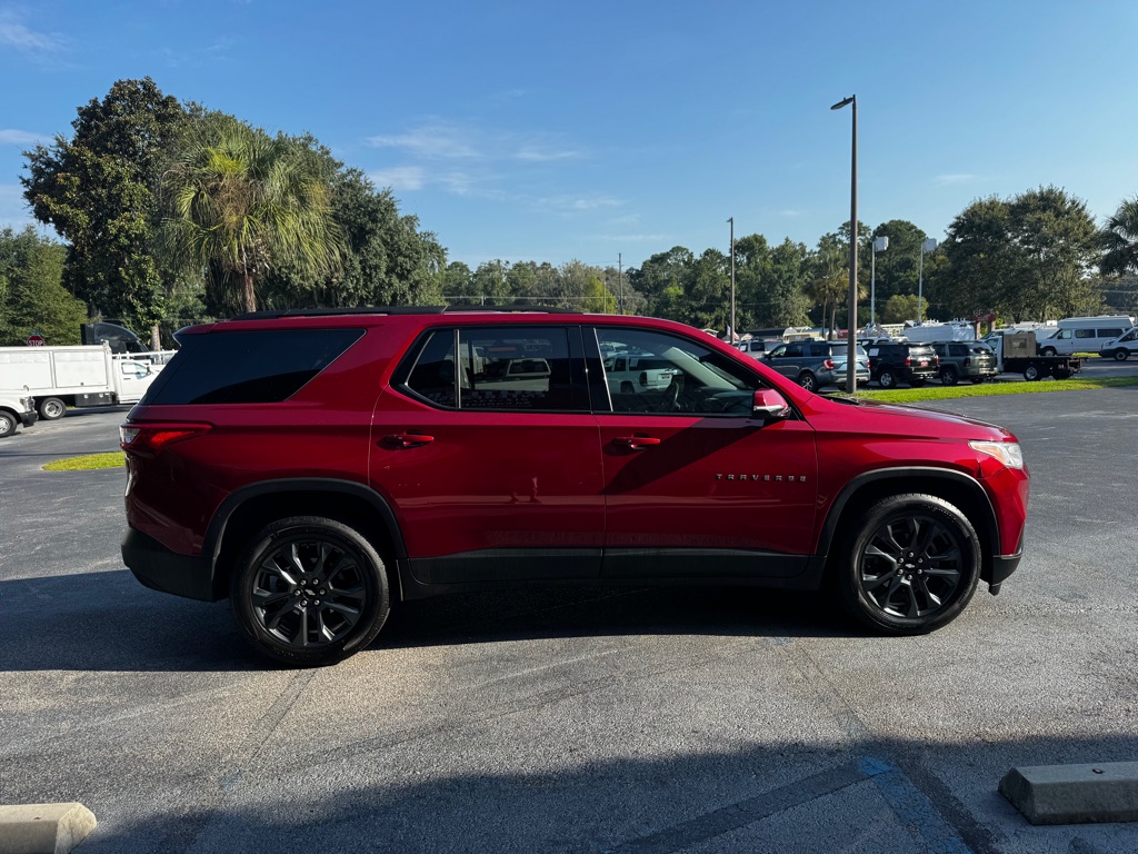 Photo 7 of this CHEVROLET TRAVERSE