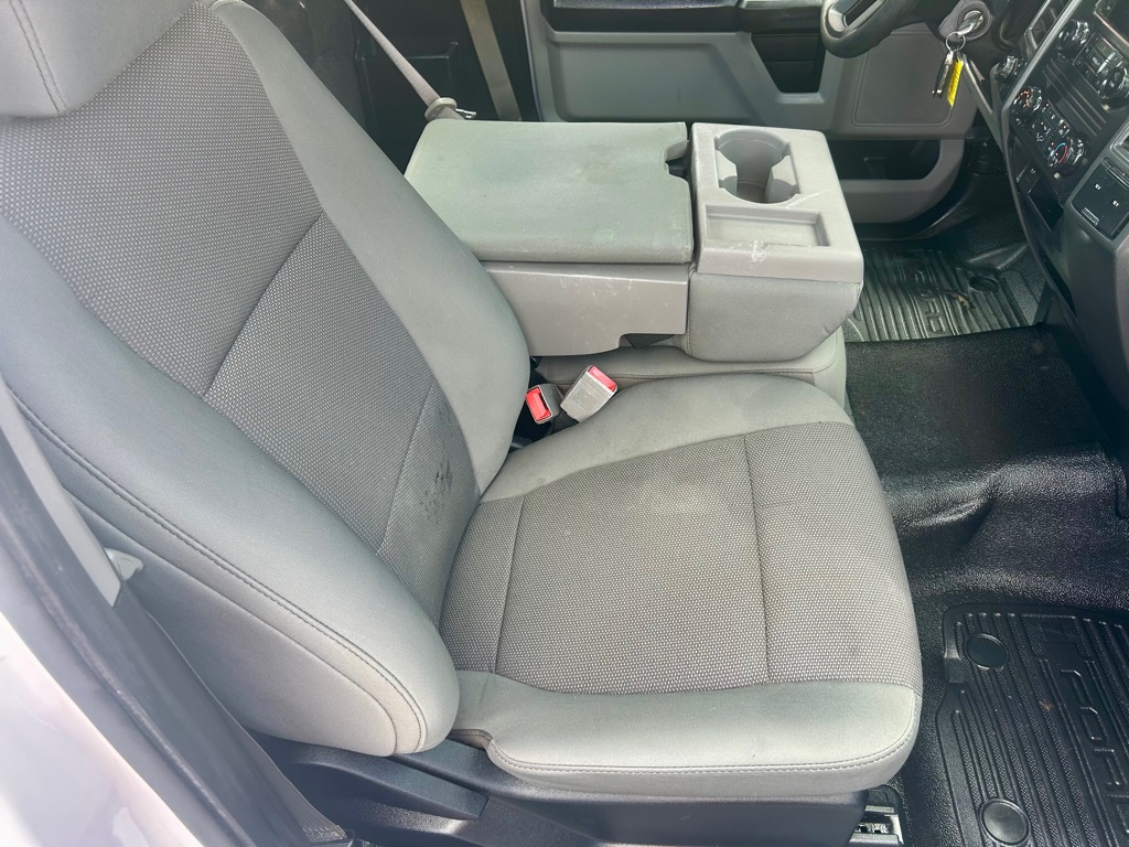 Photo 21 of this FORD F250 SERVICE