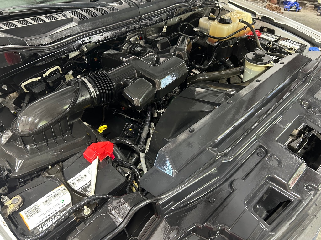 Photo 14 of this FORD F250 SERVICE