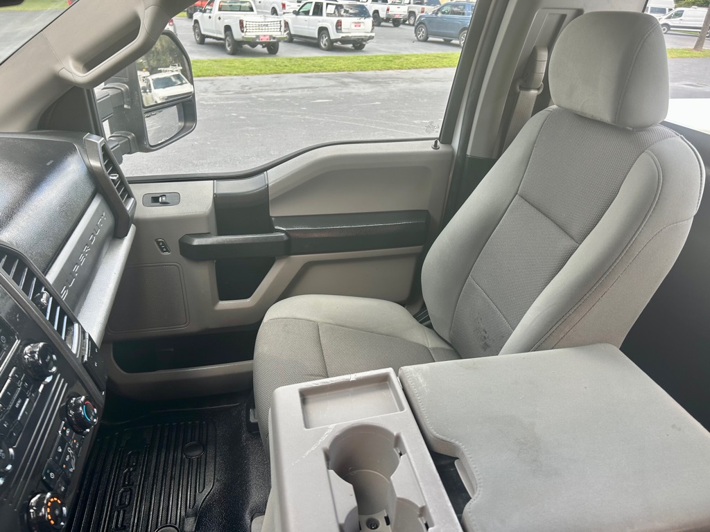 Photo 22 of this FORD F250 SERVICE