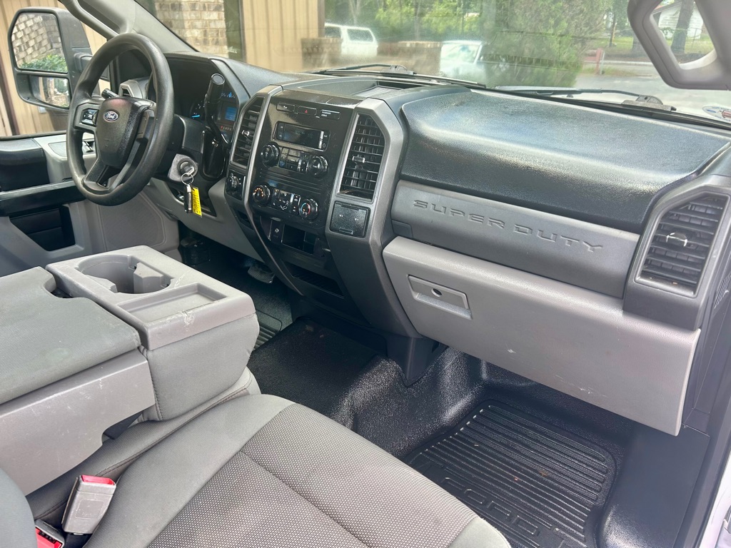 Photo 20 of this FORD F250 SERVICE