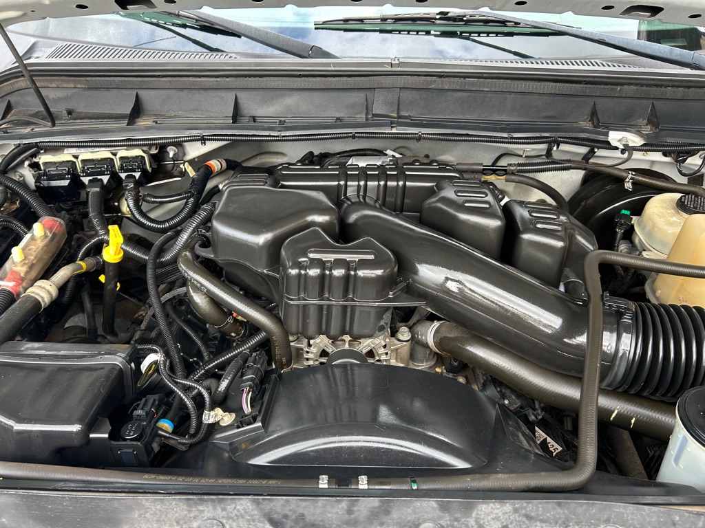 Photo 11 of this FORD F350 SERVICE