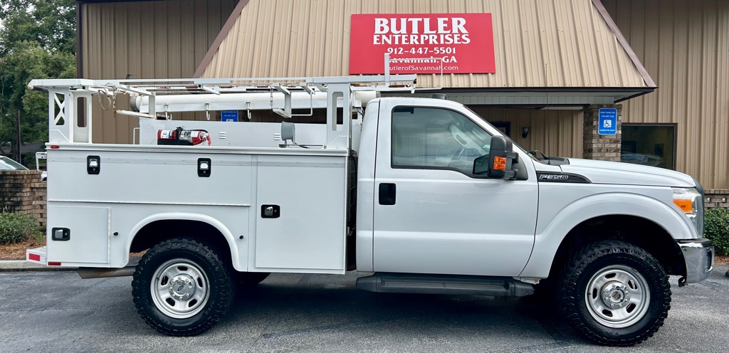 Photo 4 of this FORD F350 SERVICE