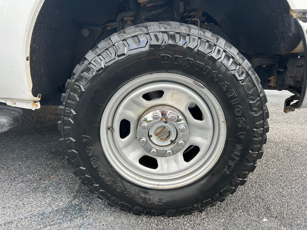Photo 20 of this FORD F350 SERVICE
