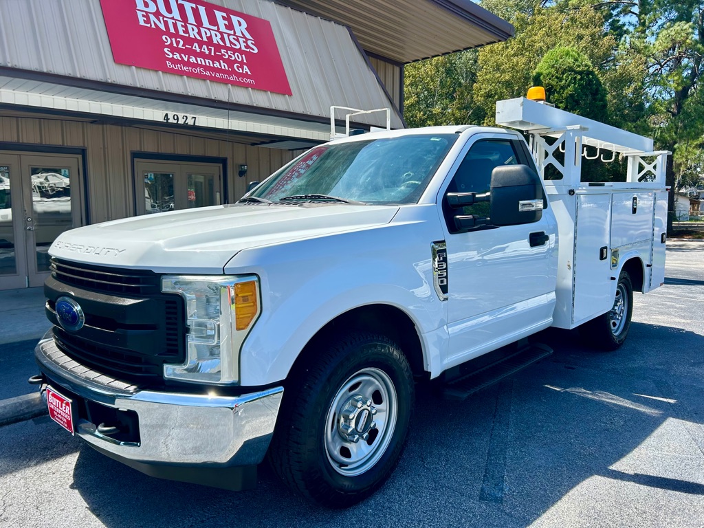 Photo 5 of this FORD F350 SERVICE