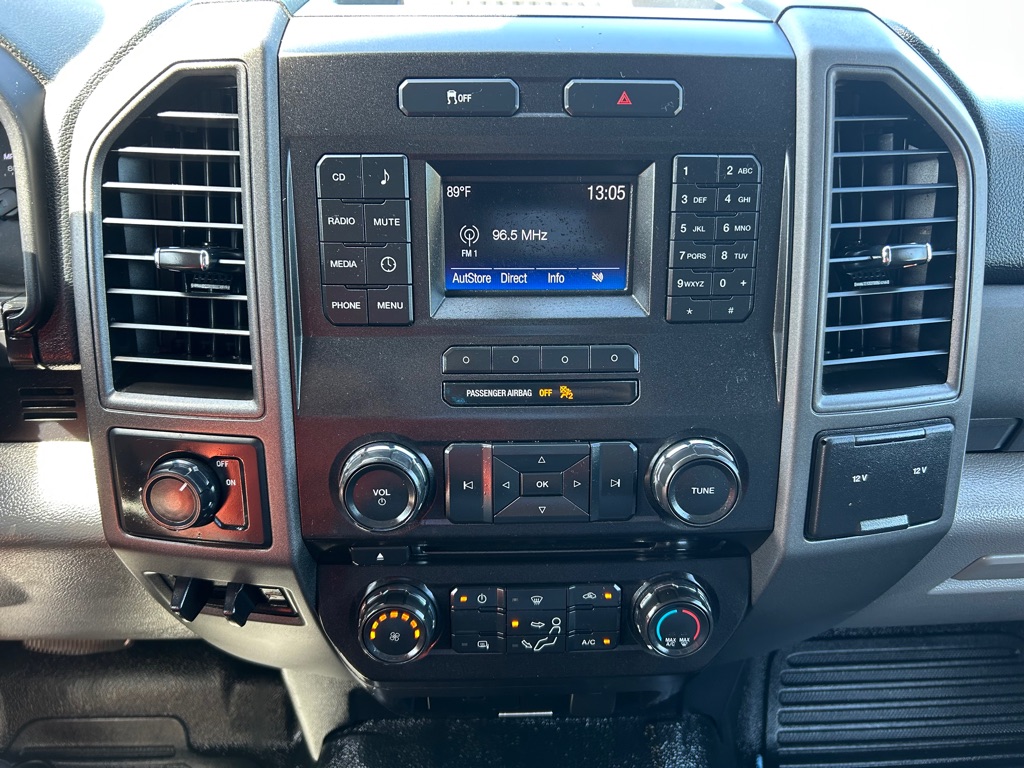 Photo 29 of this FORD F350 SERVICE