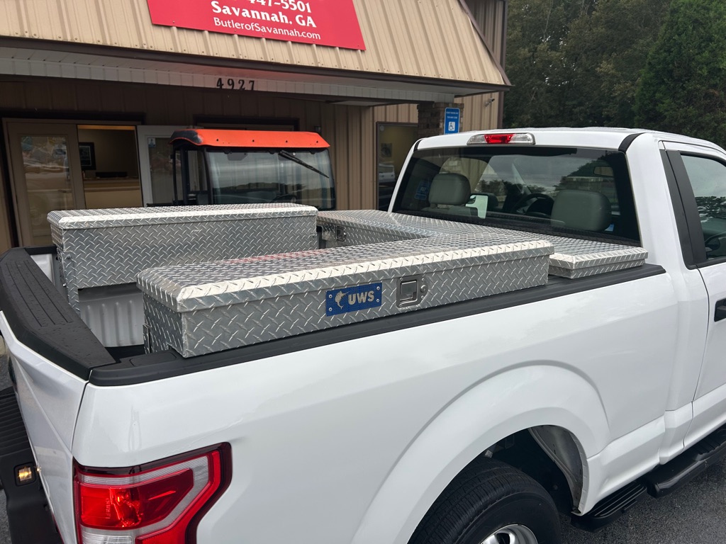 Photo 8 of this FORD F150 REGULAR