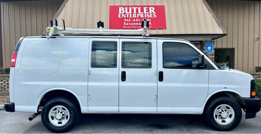 Photo 4 of this CHEVROLET EXPRESS G2500