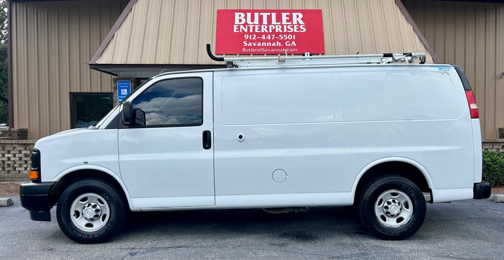 Photo 4 of this CHEVROLET EXPRESS G2500