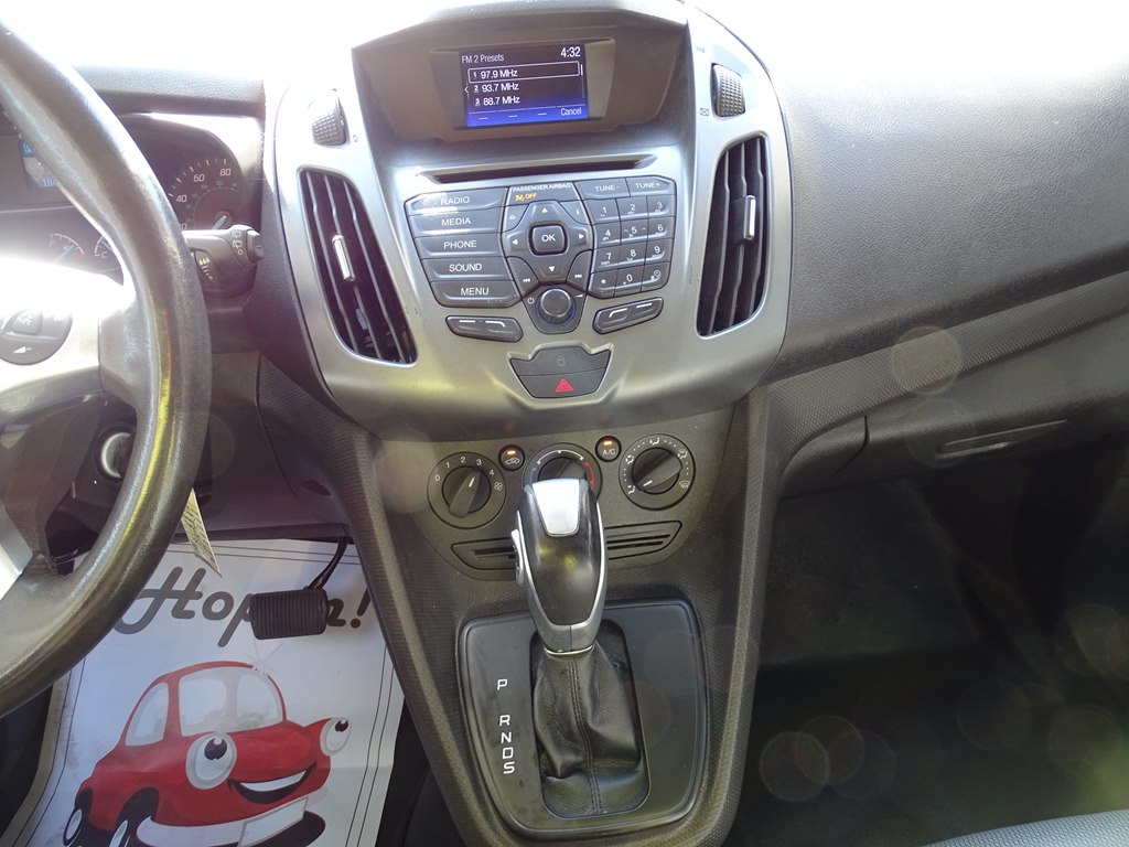 Photo 12 of this FORD TRANSIT CONNECT