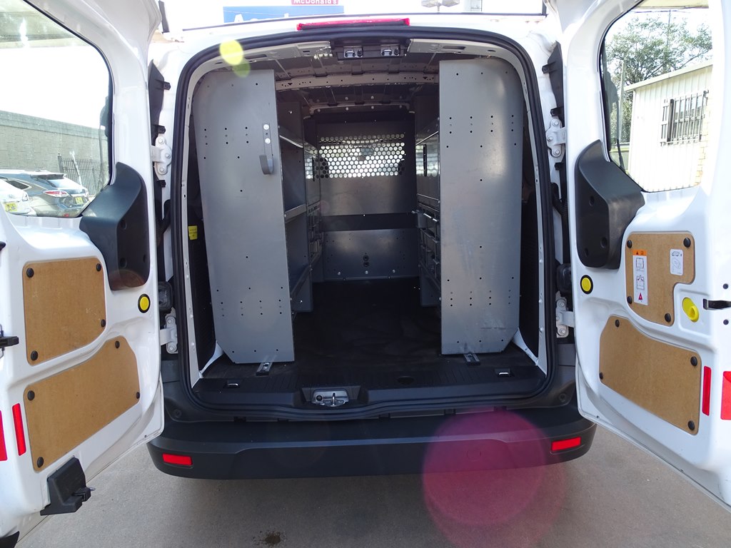 Photo 9 of this FORD TRANSIT CONNECT