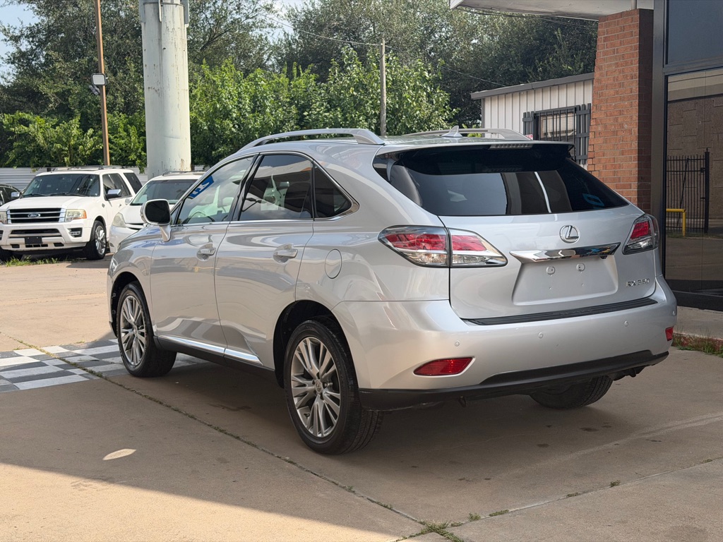 Photo 2 of this LEXUS RX 350