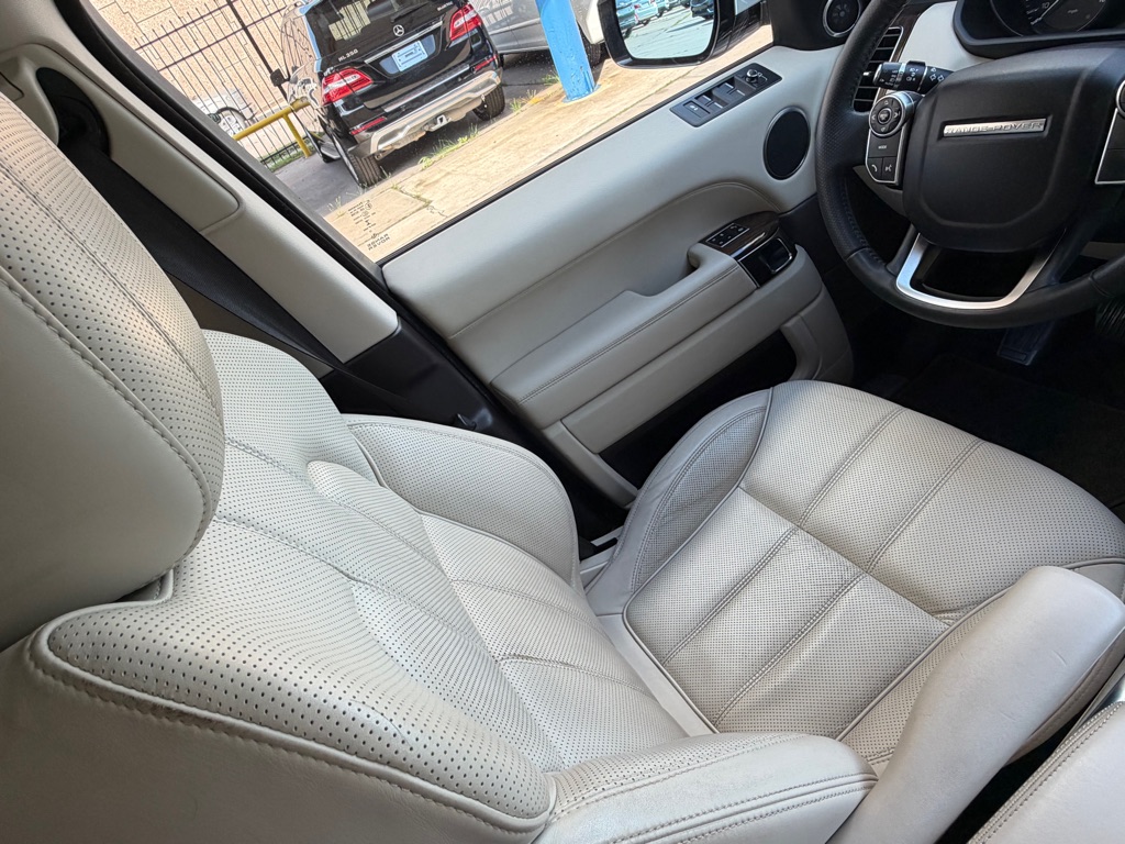 Photo 22 of this LAND ROVER RANGE ROVER SPO