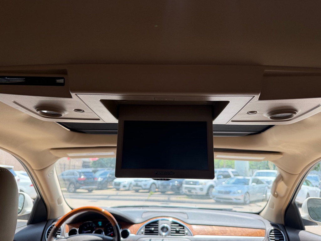 Photo 16 of this BUICK ENCLAVE