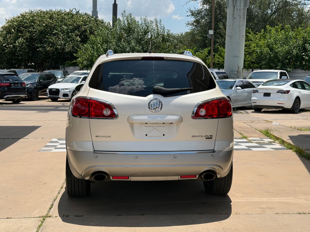 Photo 4 of this BUICK ENCLAVE