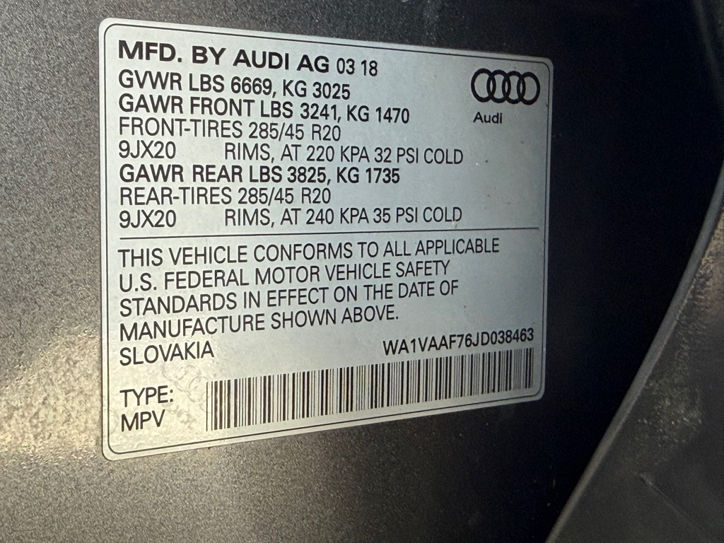 Photo 28 of this AUDI Q7