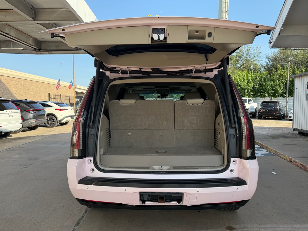 Photo 17 of this CADILLAC ESCALADE