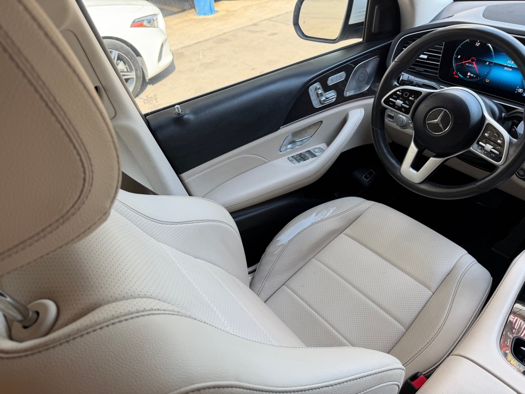 Photo 17 of this MERCEDES-BENZ GLE