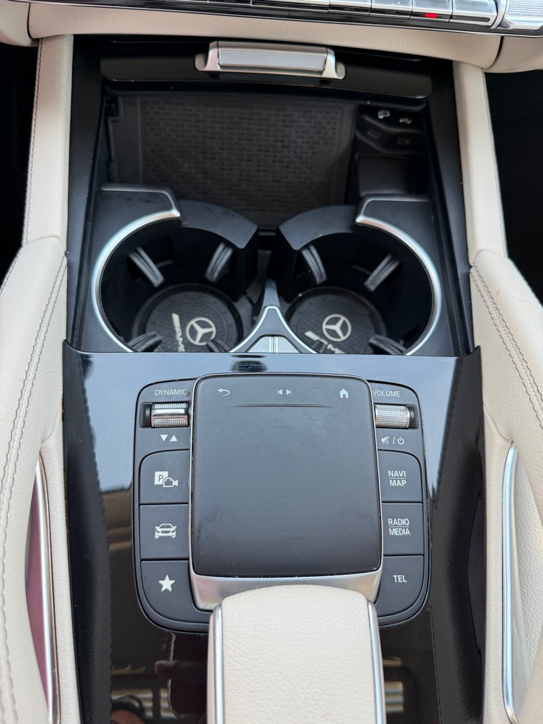 Photo 20 of this MERCEDES-BENZ GLE