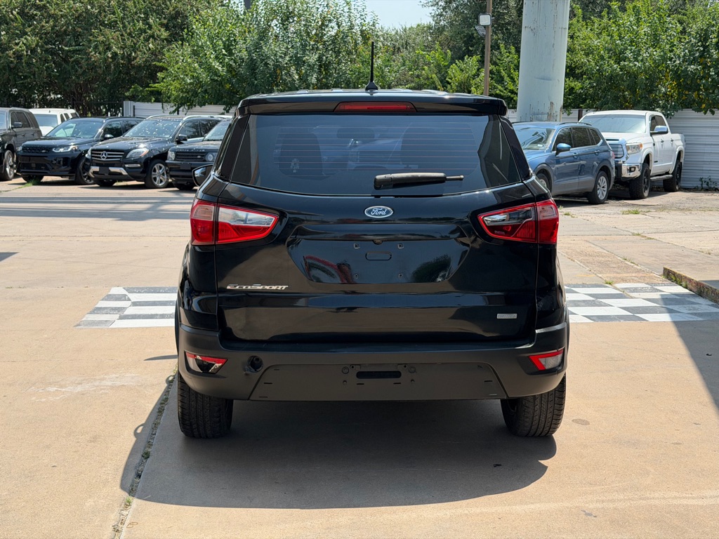 Photo 4 of this FORD ECOSPORT