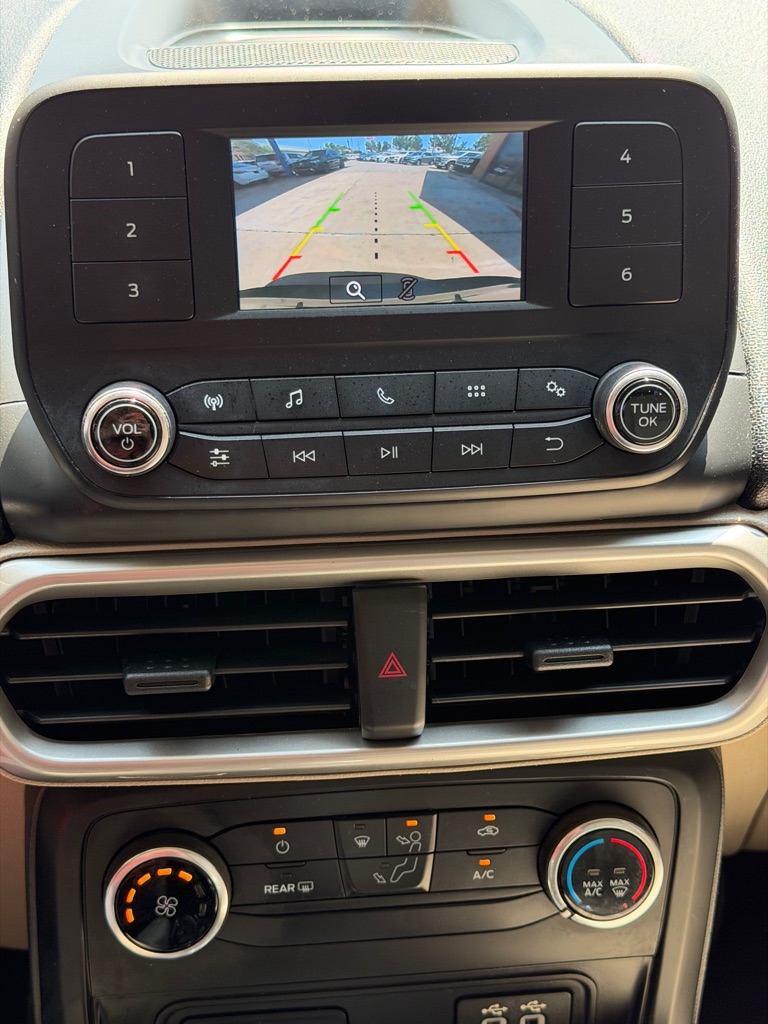 Photo 11 of this FORD ECOSPORT