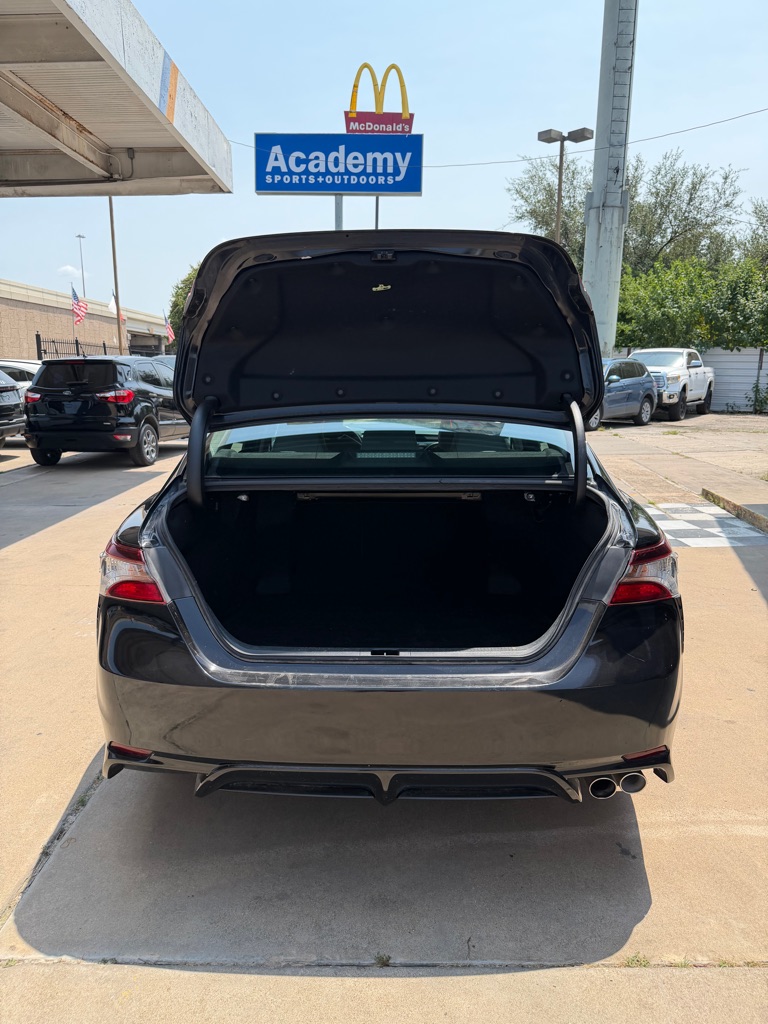 Photo 17 of this TOYOTA CAMRY