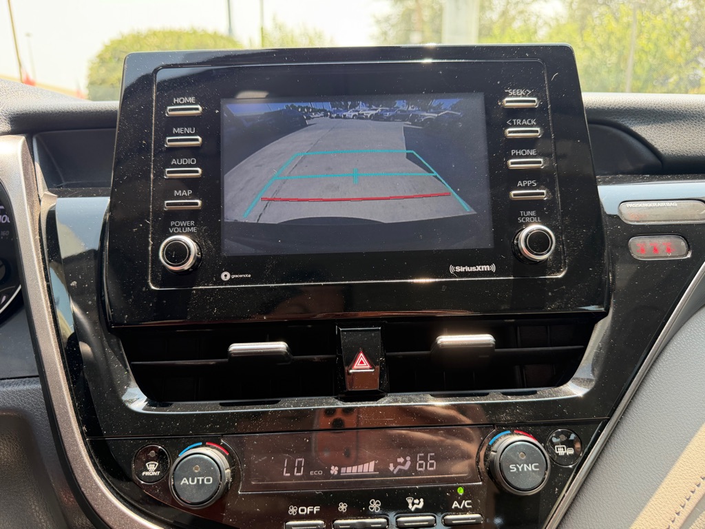 Photo 11 of this TOYOTA CAMRY