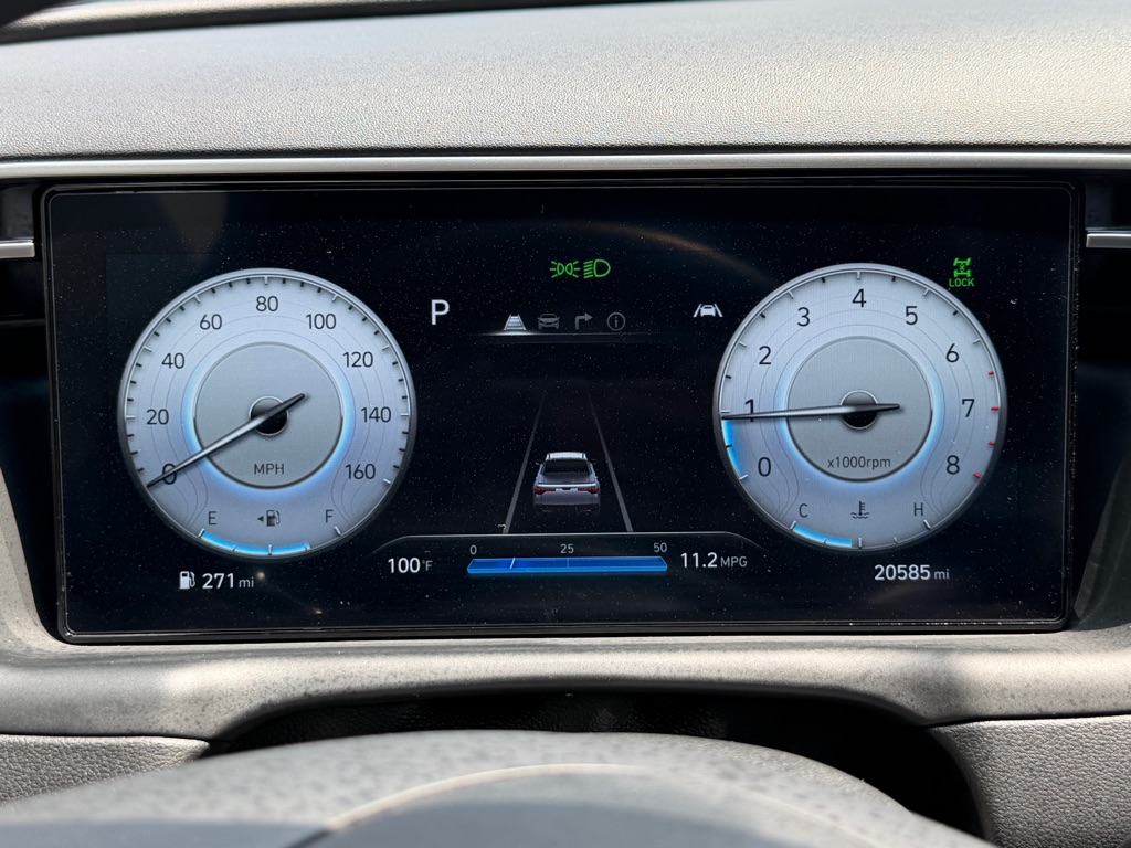 Photo 10 of this HYUNDAI SANTA CRUZ