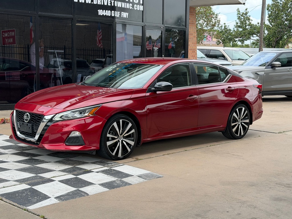 Photo 2 of this NISSAN ALTIMA