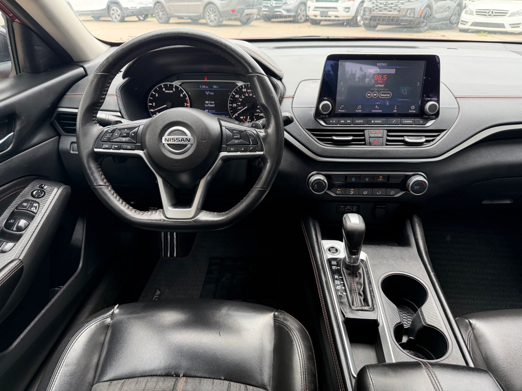 Photo 14 of this NISSAN ALTIMA