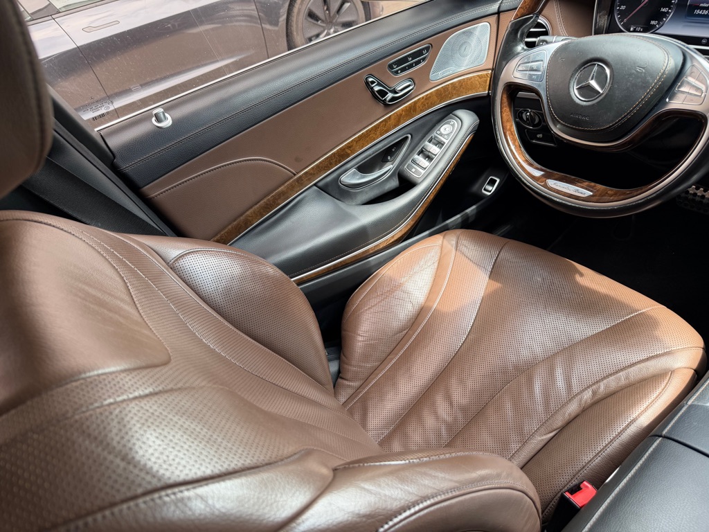 Photo 20 of this MERCEDES-BENZ S-CLASS