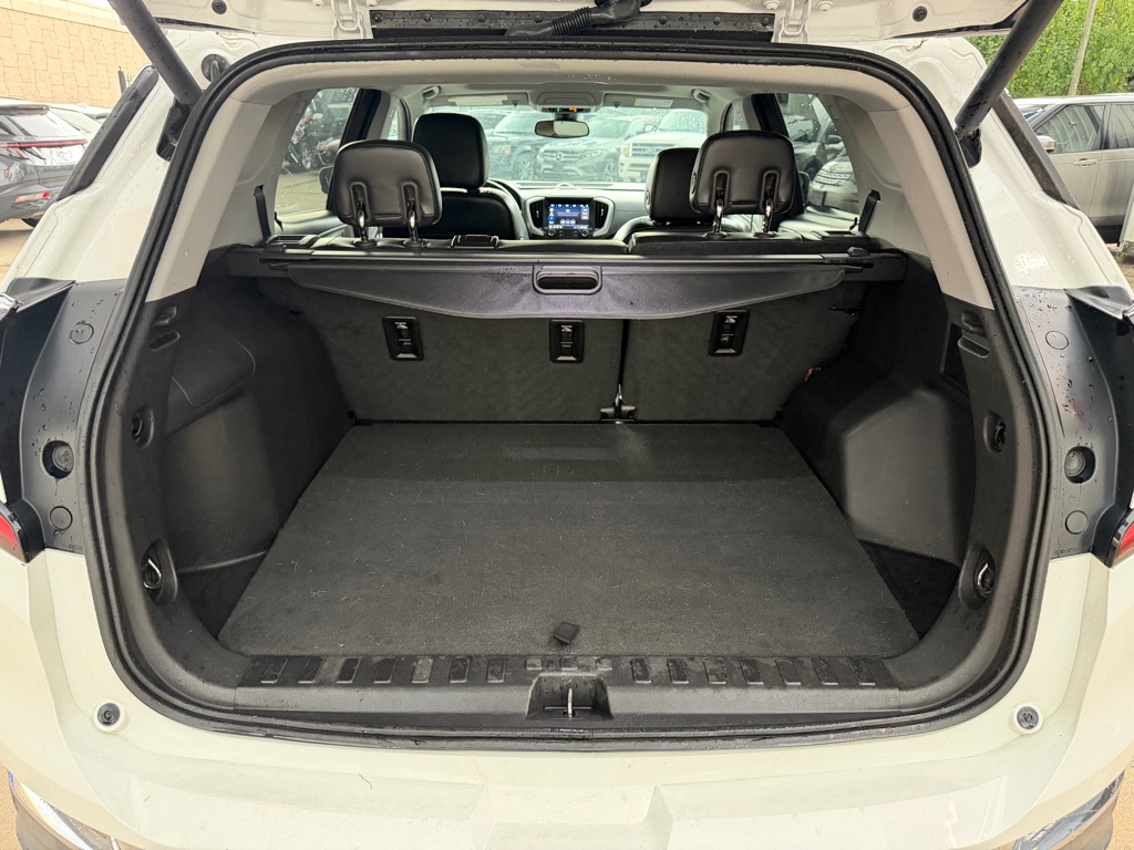Photo 17 of this GMC TERRAIN