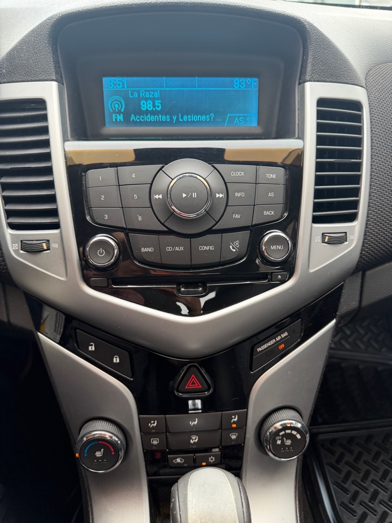 Photo 11 of this CHEVROLET CRUZE