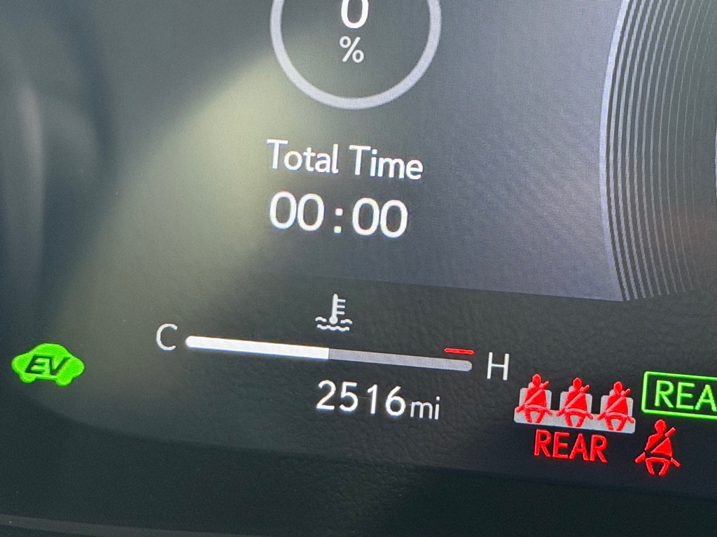 Photo 9 of this LEXUS UX