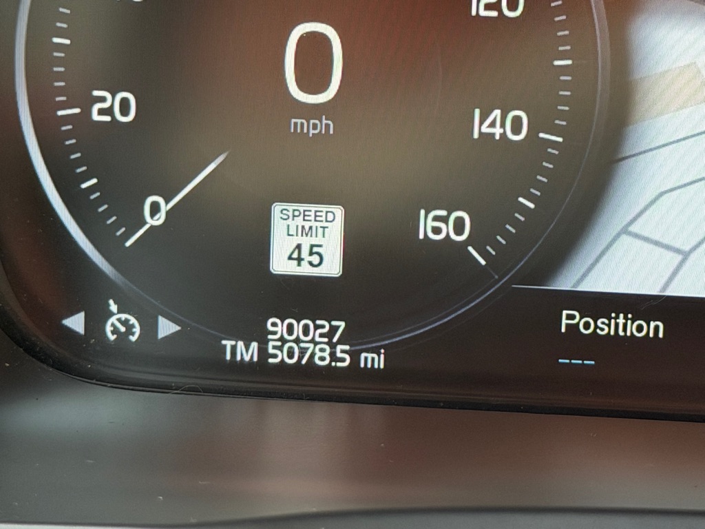Photo 11 of this VOLVO XC90