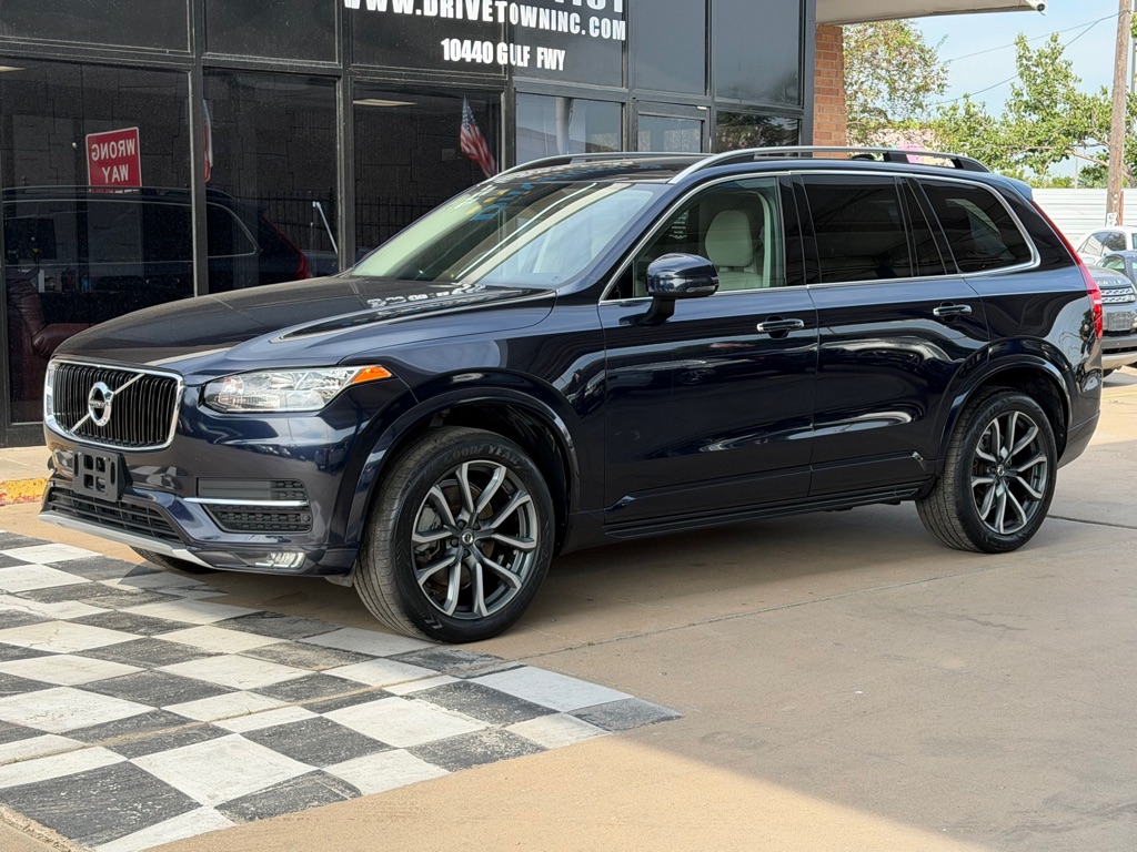 Photo 2 of this VOLVO XC90