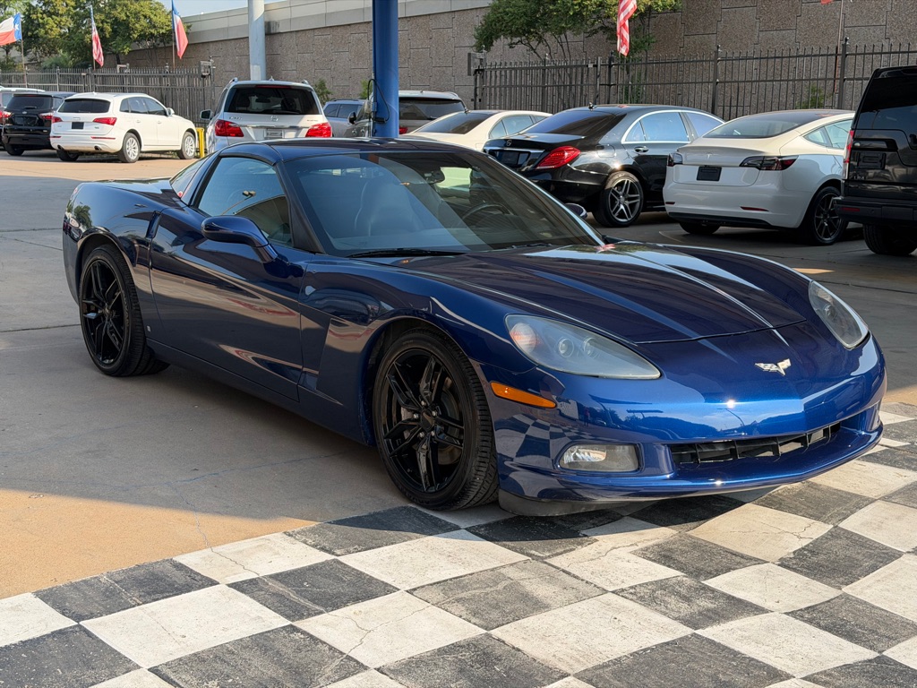 Photo 5 of this CHEVROLET CORVETTE