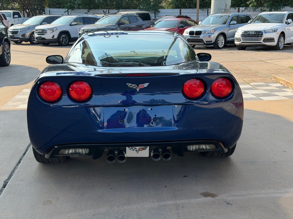 Photo 3 of this CHEVROLET CORVETTE