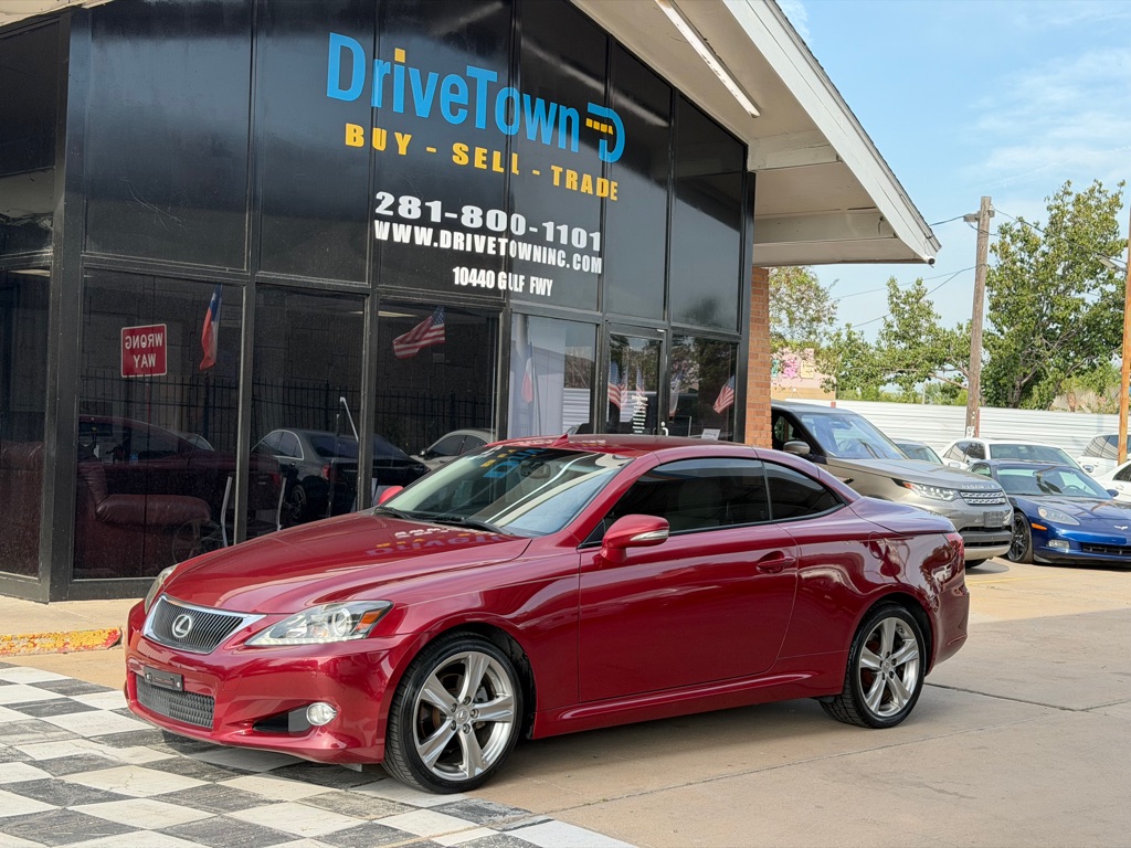 Photo 2 of this LEXUS IS